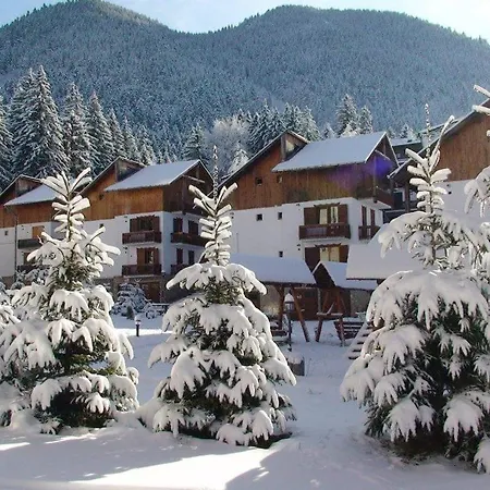 Apartment Complex De Aur Poiana