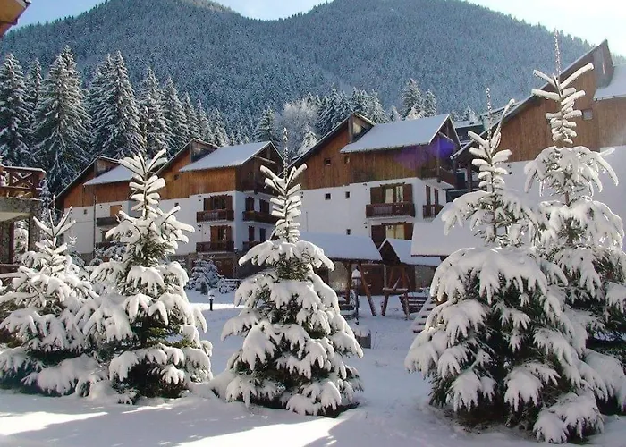 Apartment Complex De Aur Poiana